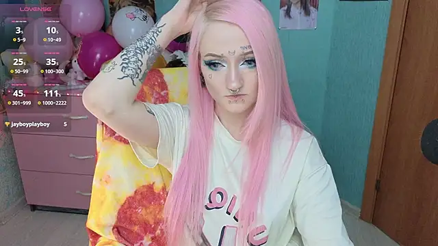 Manuela unicorn online show from December 19, 2025, 8:22 pm