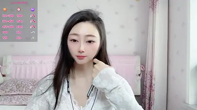 anjila888 online show from April 13, 2026, 12:58 am