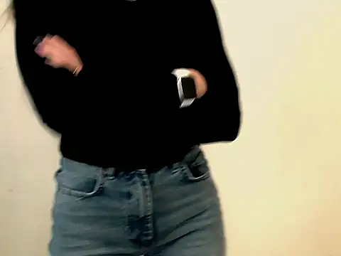 Snapshot of Doll_Angelina chatting on September 27, 2025, 6:19 am Doll Angelina online show from September 27, 2025, 6:19 am