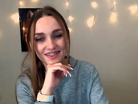 Snapshot of Doll_Angelina chatting on November 29, 2025, 7:08 am Doll Angelina online show from November 29, 2025, 7:08 am