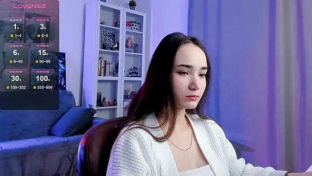 Lillllos online show from December 22, 2025, 4:23 am