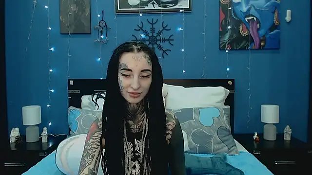 Snapshot of Velvetbat chatting on June 24, 2026, 7:07 am Velvetbat online show from June 24, 2026, 7:07 am