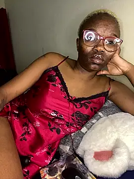 Snapshot of YummyMelanin117 chatting on January 11, 2026, 11:11 pm YummyMelanin117 online show from January 11, 2026, 11:11 pm