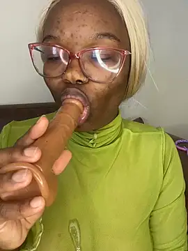 Snapshot of YummyMelanin117 chatting on February 26, 2026, 2:39 pm YummyMelanin117 online show from February 26, 2026, 2:39 pm