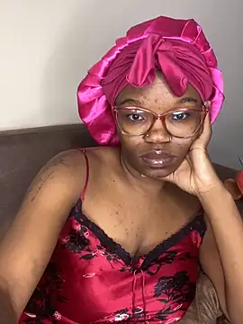 Snapshot of YummyMelanin117 chatting on March 2, 2026, 9:11 pm YummyMelanin117 online show from March 2, 2026, 9:11 pm