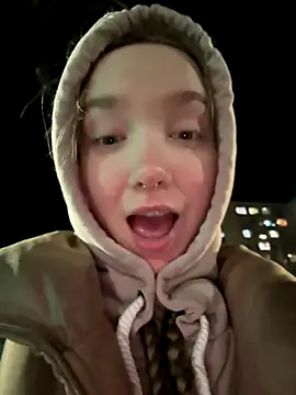 Snapshot of bambi_lu chatting on November 22, 2025, 5:12 pm bambi lu online show from November 22, 2025, 5:12 pm