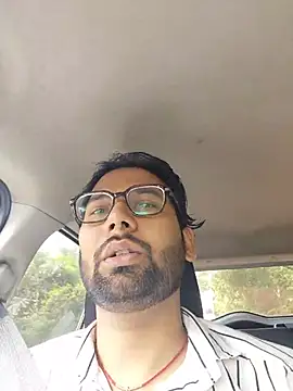Snapshot of UAjit chatting on May 31, 2026, 4:18 am UAjit online show from May 31, 2026, 4:18 am