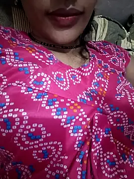 Snapshot of Eshwari_Chopra chatting on July 24, 2026, 6:31 am Eshwari Chopra online show from July 24, 2026, 6:31 am