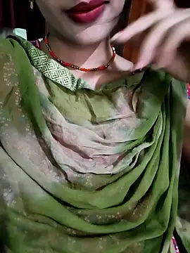 Snapshot of Eshwari_Chopra chatting on September 27, 2025, 10:32 am Eshwari Chopra online show from September 27, 2025, 10:32 am