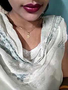 Snapshot of Eshwari_Chopra chatting on December 3, 2025, 8:14 am Eshwari Chopra online show from December 3, 2025, 8:14 am