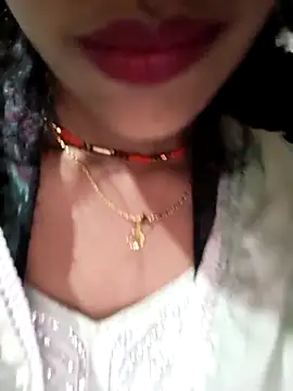 Snapshot of Eshwari_Chopra chatting on November 18, 2025, 5:05 pm Eshwari Chopra online show from November 18, 2025, 5:05 pm