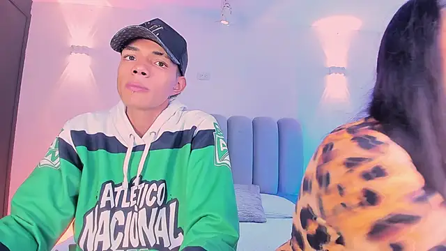 candyandmarilyn online show from November 8, 2025, 9:07 pm