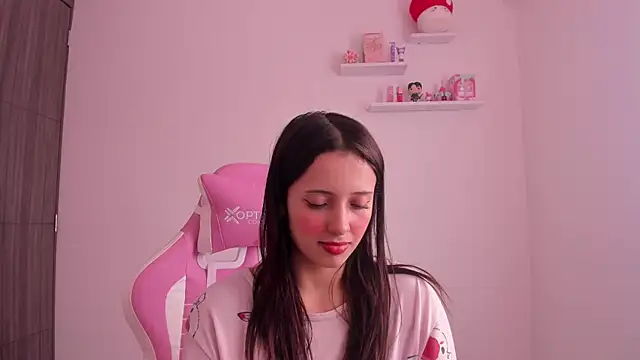 Snapshot of ImBunnyNova chatting on November 12, 2025, 4:00 pm ImBunnyNova online show from November 12, 2025, 4:00 pm