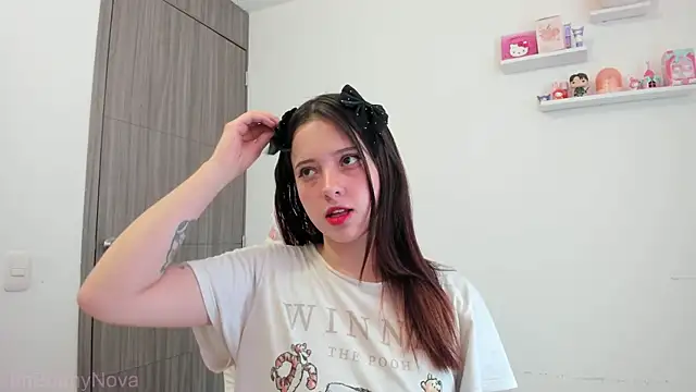 Snapshot of ImBunnyNova chatting on July 15, 2026, 1:51 pm ImBunnyNova online show from July 15, 2026, 1:51 pm