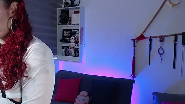 Snapshot of Lexxi_hot chatting on September 18, 2025, 7:39 pm Lexxi hot online show from September 18, 2025, 7:39 pm