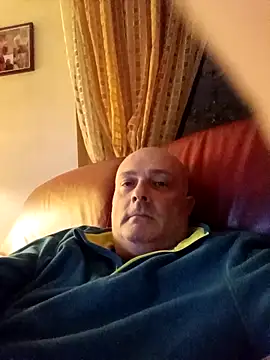 Alexis Bull online show from December 16, 2025, 12:15 am