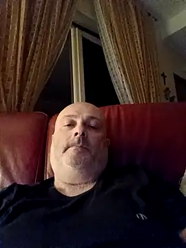 Alexis Bull online show from February 20, 2026, 11:50 pm