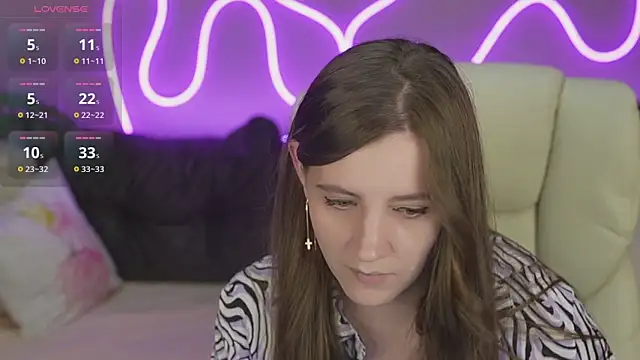 Snapshot of ValeryMurr chatting on November 2, 2025, 9:36 am ValeryMurr online show from November 2, 2025, 9:36 am