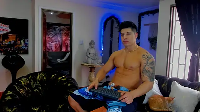 Lukas Green online show from November 7, 2025, 6:01 pm