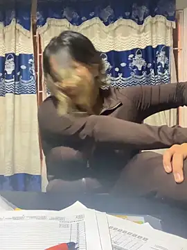 Snapshot of emma__bell_ chatting on April 5, 2026, 6:20 am emma bell online show from April 5, 2026, 6:20 am