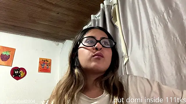 Snapshot of emma__bell_ chatting on April 3, 2026, 2:40 am emma bell online show from April 3, 2026, 2:40 am