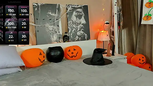 Snapshot of Kristy_na chatting on October 28, 2025, 2:23 am Kristy na online show from October 28, 2025, 2:23 am