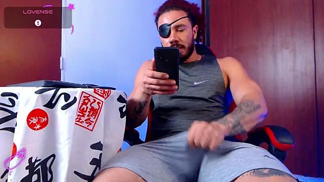 Snapshot of pirata_fitness chatting on November 18, 2025, 2:53 pm pirata fitness online show from November 18, 2025, 2:53 pm