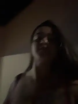 Manu 2002  online show from April 16, 2026, 3:40 am