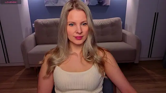 MelanieBennett online show from April 8, 2026, 6:15 am