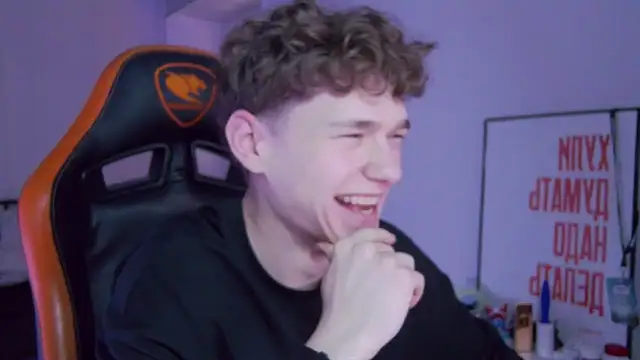 DanyDavis online show from November 22, 2025, 4:39 pm