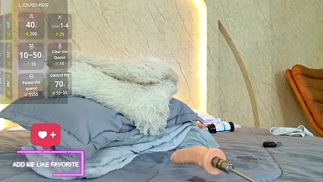 MeliissaAdamss online show from April 17, 2026, 8:44 pm