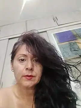 lunadicty online show from May 15, 2026, 11:36 pm