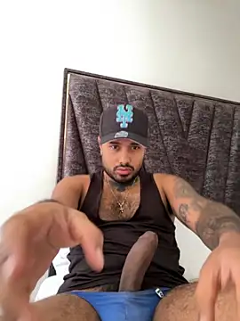 PapiStan online show from November 15, 2025, 2:54 pm