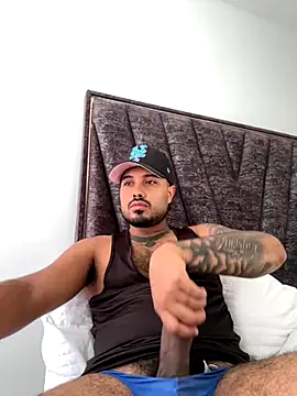 PapiStan online show from November 20, 2025, 9:04 pm