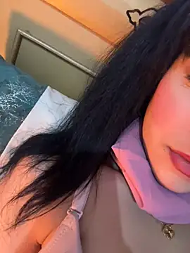 QueenLujaine online show from March 3, 2026, 8:49 pm