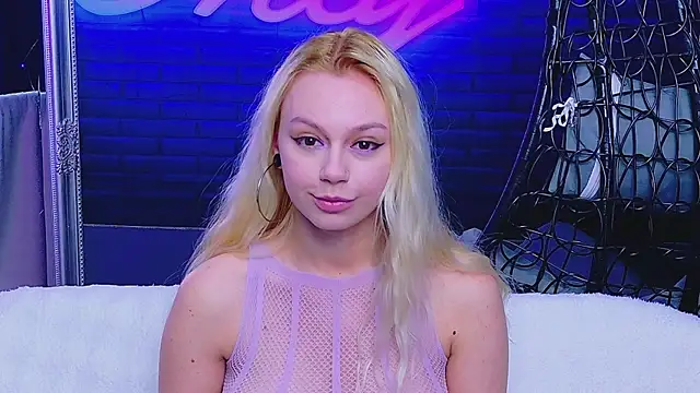 AlessiaCroft online show from April 24, 2026, 4:03 am