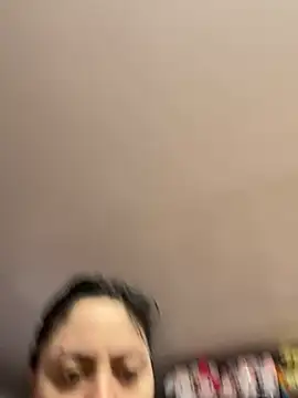 w3tkittty online show from June 27, 2026, 8:04 pm
