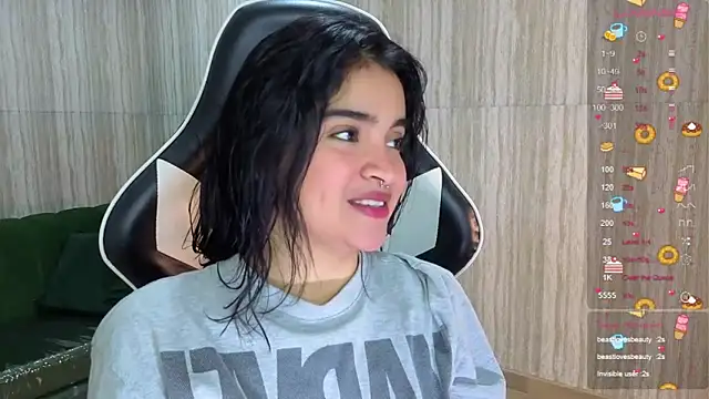 Snapshot of clementine_t chatting on October 25, 2025, 12:28 pm clementine t online show from October 25, 2025, 12:28 pm