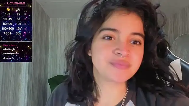 Snapshot of clementine_t chatting on November 15, 2025, 12:58 am clementine t online show from November 15, 2025, 12:58 am