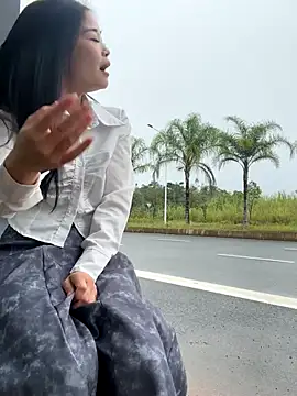 AiBanana online show from October 31, 2025, 7:38 am