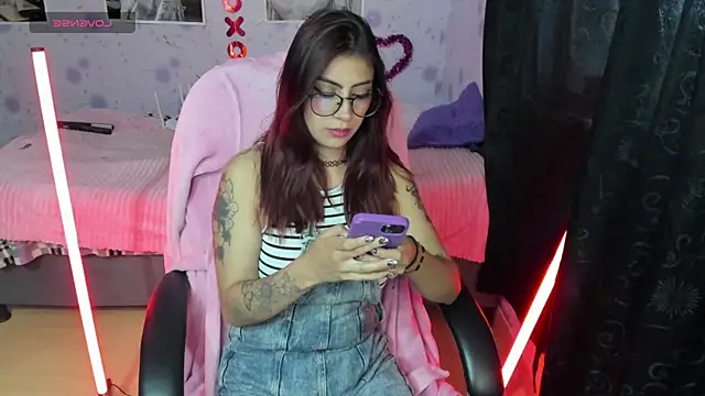 Snapshot of Medussa_katt chatting on June 7, 2026, 10:26 pm Medussa katt online show from June 7, 2026, 10:26 pm