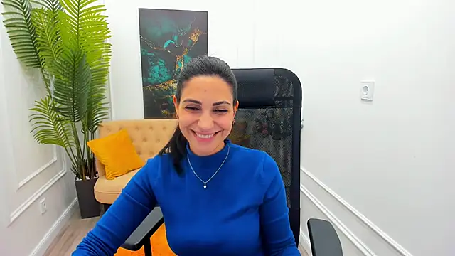 Snapshot of AllaYerty chatting on November 14, 2025, 11:25 am AllaYerty online show from November 14, 2025, 11:25 am