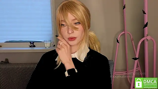 Snapshot of sweetuniporn chatting on November 23, 2025, 9:52 am sweetuniporn online show from November 23, 2025, 9:52 am