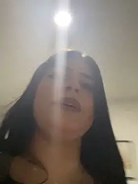 Snapshot of Kariina__69 chatting on February 6, 2026, 3:13 am Kariina 69 online show from February 6, 2026, 3:13 am