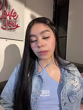 Cristina pinkk online show from October 11, 2025, 2:23 am