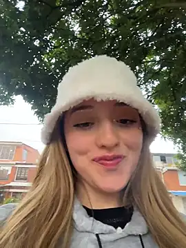 Snapshot of Baby__Otaku chatting on February 24, 2026, 10:43 pm Baby Otaku online show from February 24, 2026, 10:43 pm