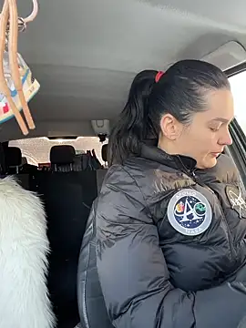 Snapshot of MeekyRich chatting on November 28, 2025, 4:01 am MeekyRich online show from November 28, 2025, 4:01 am