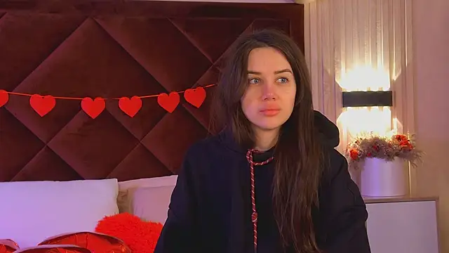 StacyHarland online show from February 20, 2026, 4:42 am