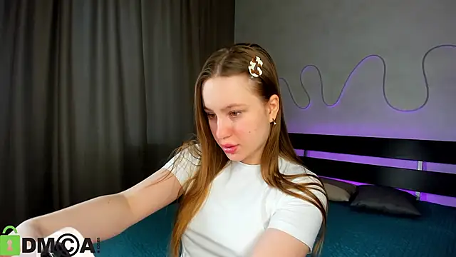 Candy Cansew online show from February 20, 2026, 9:22 am