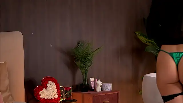 ChloeDevine online show from March 11, 2026, 5:23 am